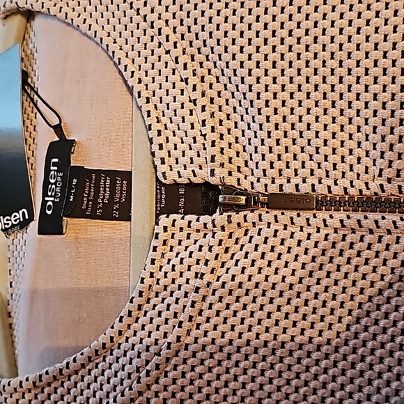 Jacket - Picture 4 of 4